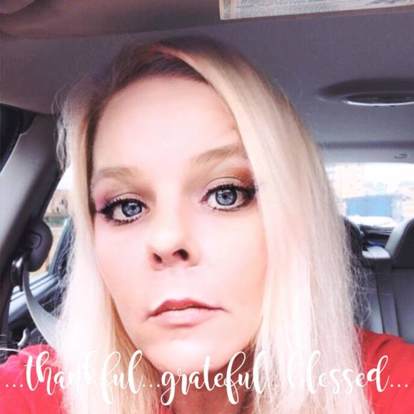 Meet your Posher, Malissa - Picture 1 of 1